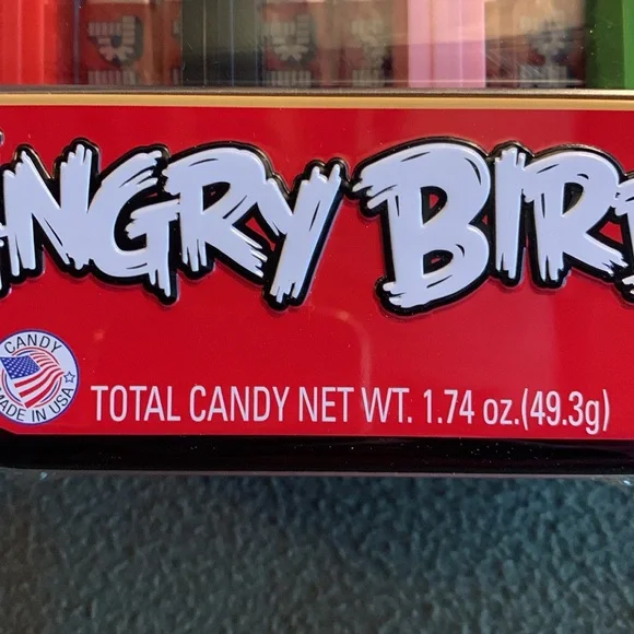 NIP Limited Edition Pez Angry Birds dispensers and candy in tin. - Picture 4 of 9